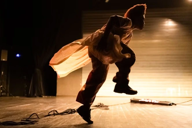 Les artistes ultramarins font entendre leur voix au festival Mois Kréyol : « Trop de programmateurs nous ont enfermés dans une image exotique »