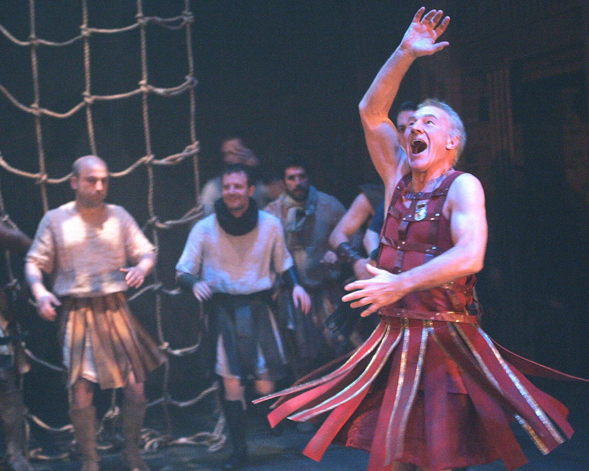 ‘Patrick Stewart brought virile star power to the stage, from clowns to kings to wounded lions’