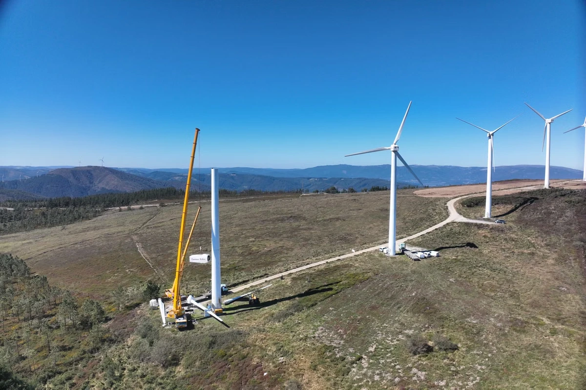 En Espagne, les éoliennes de dernière génération libèrent le paysage